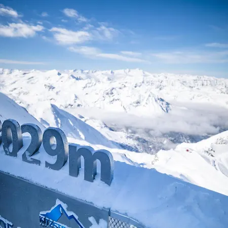 Апартаменты Alpine *